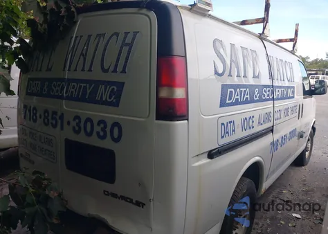 2005 Chevrolet Express G2500 z USA, uszkodzony, nr VIN 1GCGG25V151133071